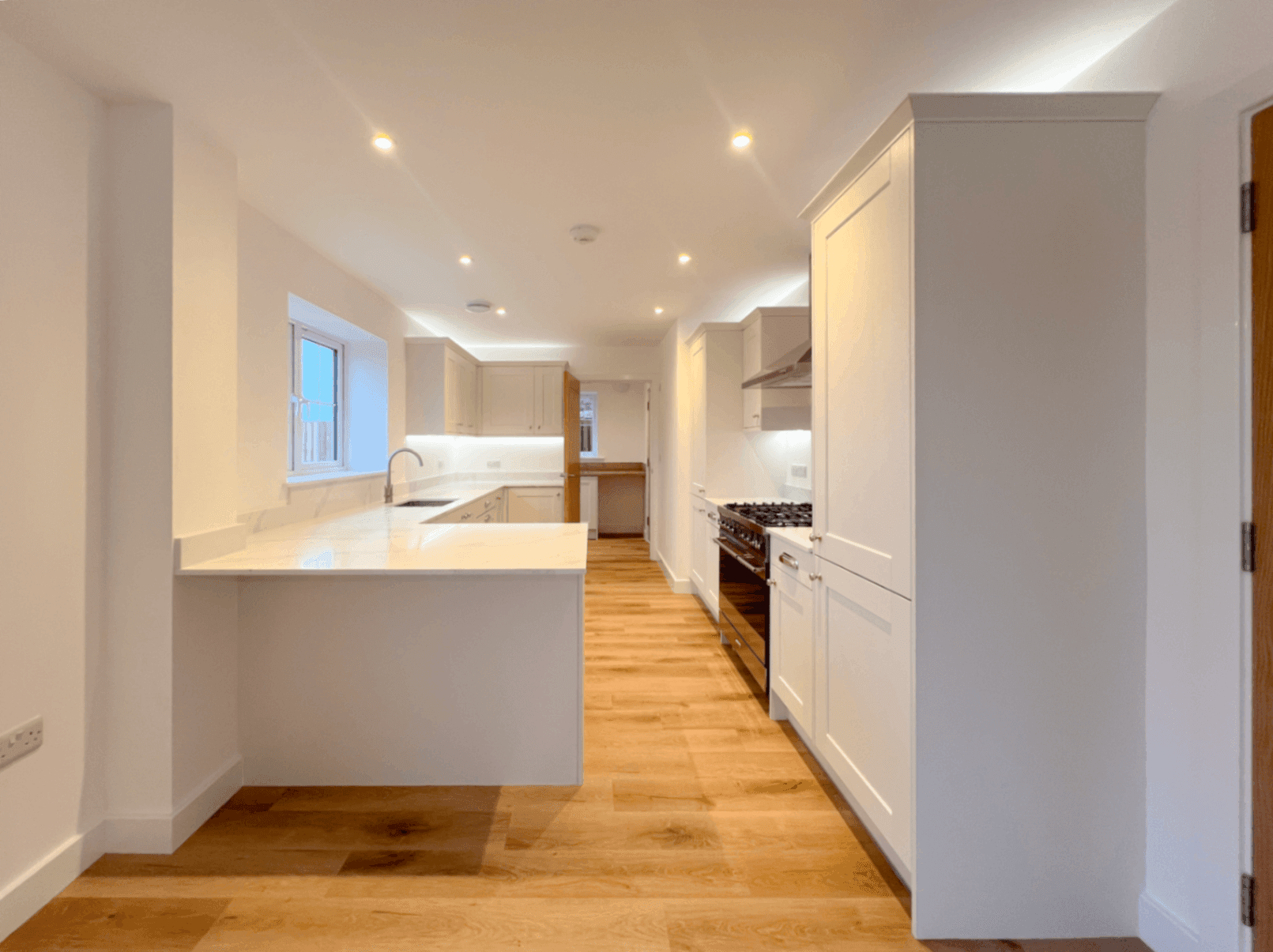 The Grosvenor Plot 10 - Pendle Farm Kitchen (2)