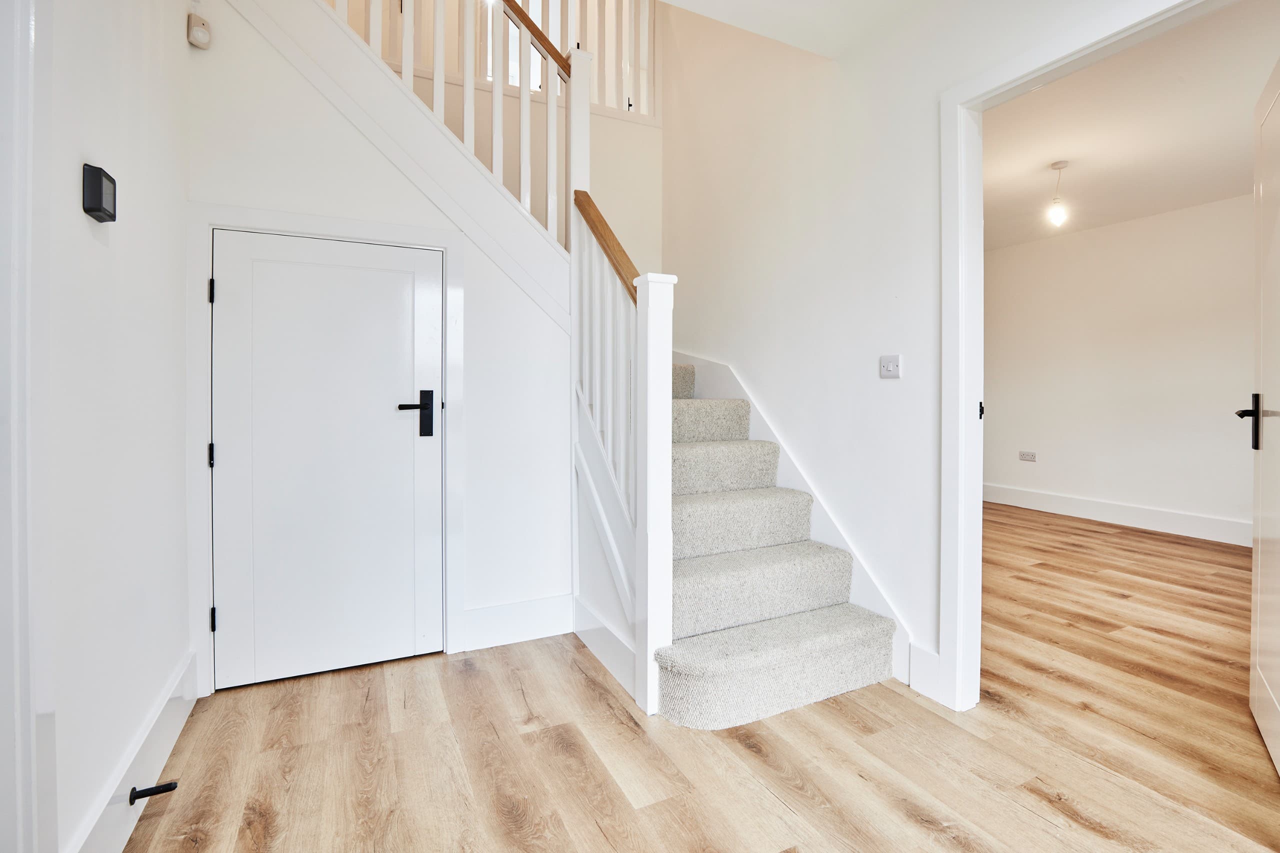 The Hartford - Bolton Gardens - Hallway (1)