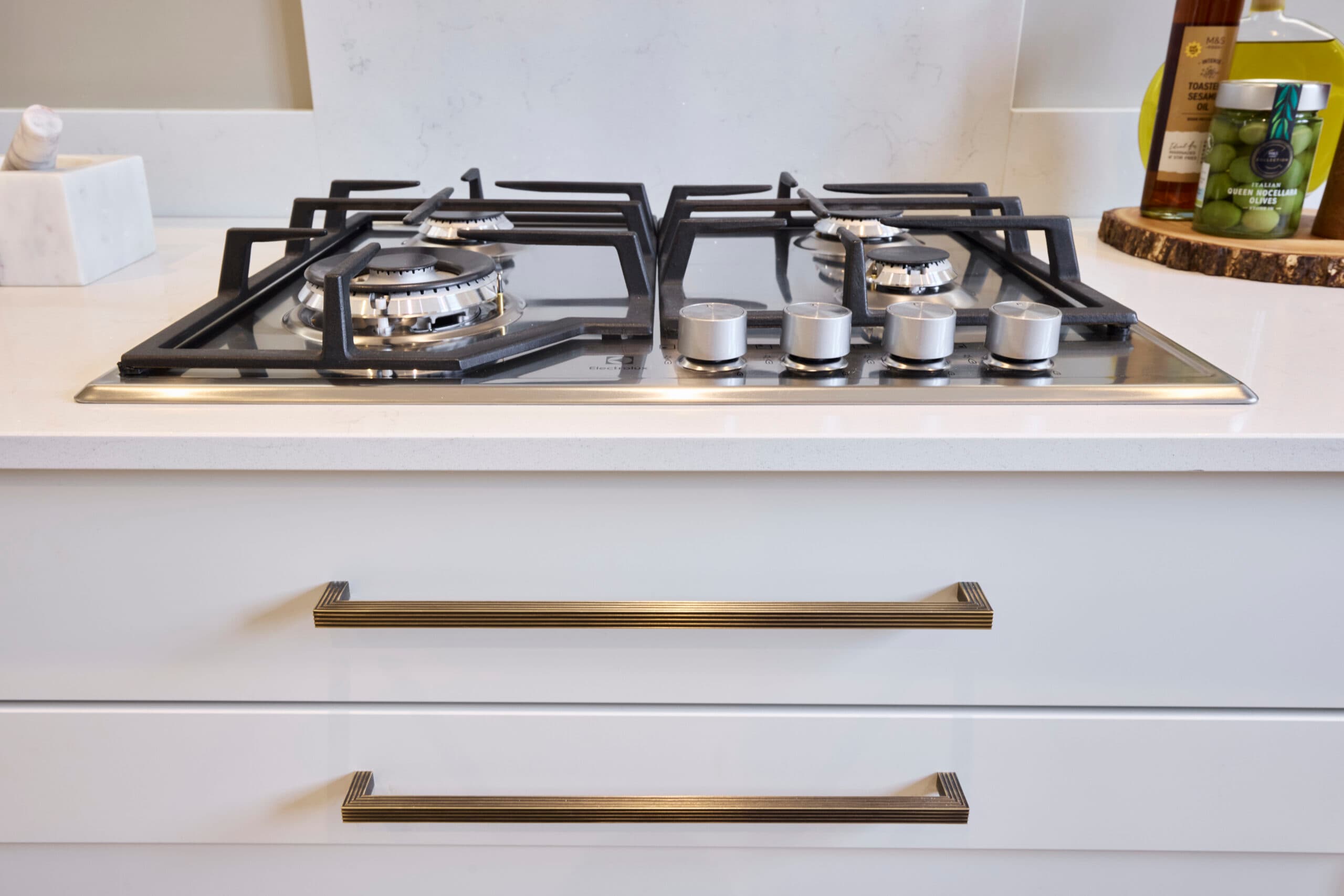 Elliot show home - close up of kitchen hob and handles