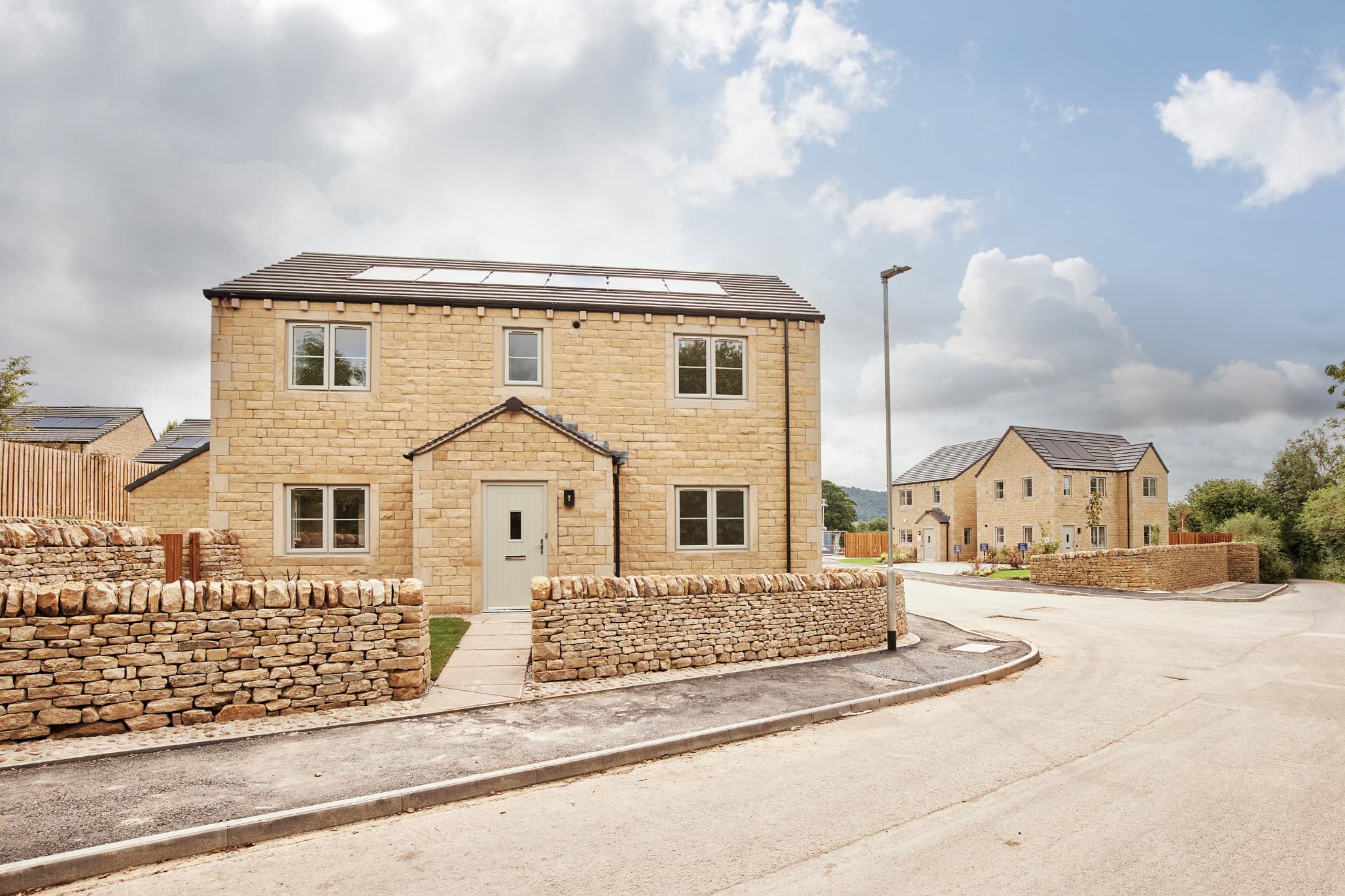THE_WILLOWS_SILSDEN_PLOT_1_THE_HARTFORD_SITE_EXTERNAL