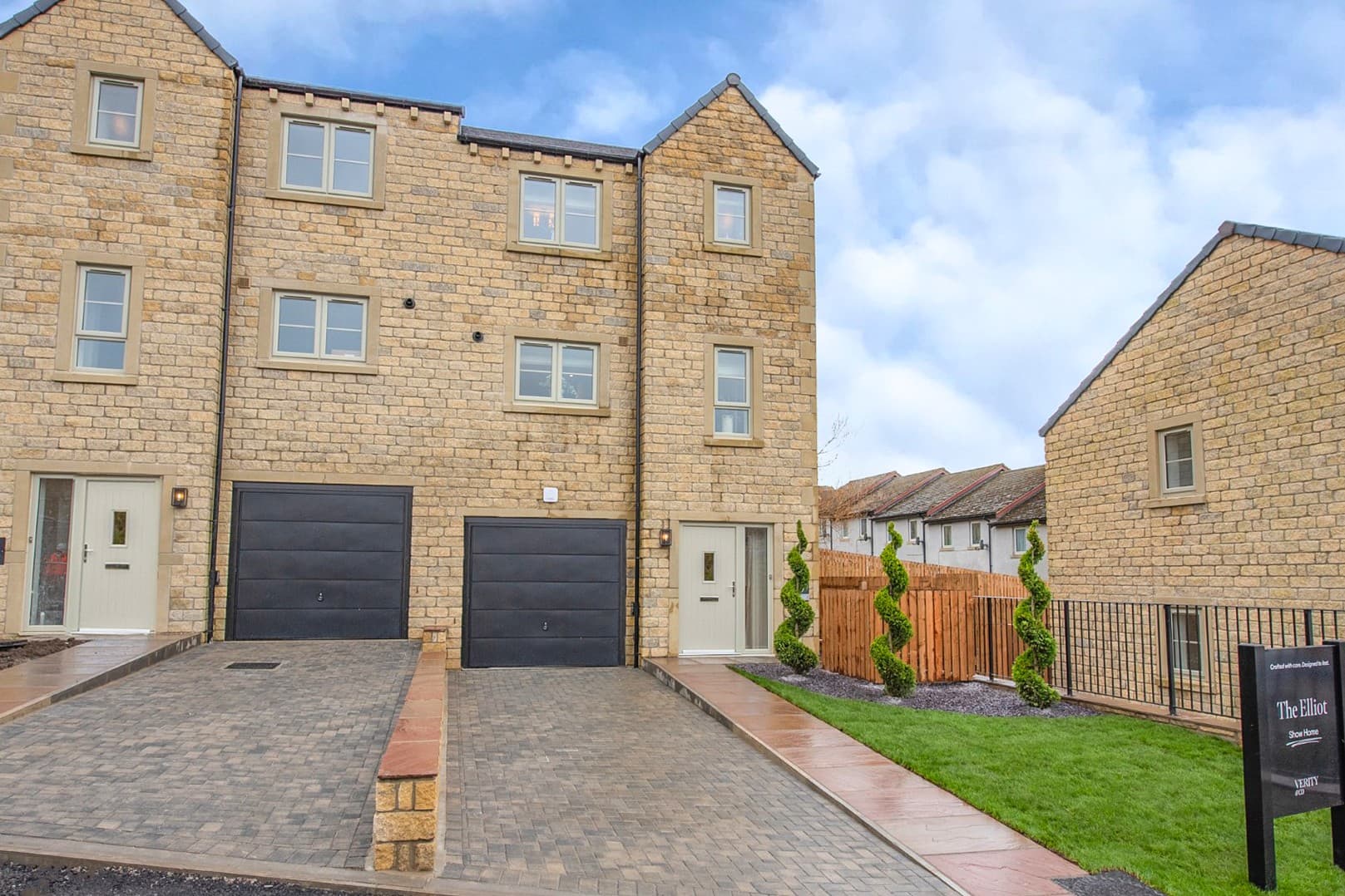 The elliot show home front externals the oaks skipton