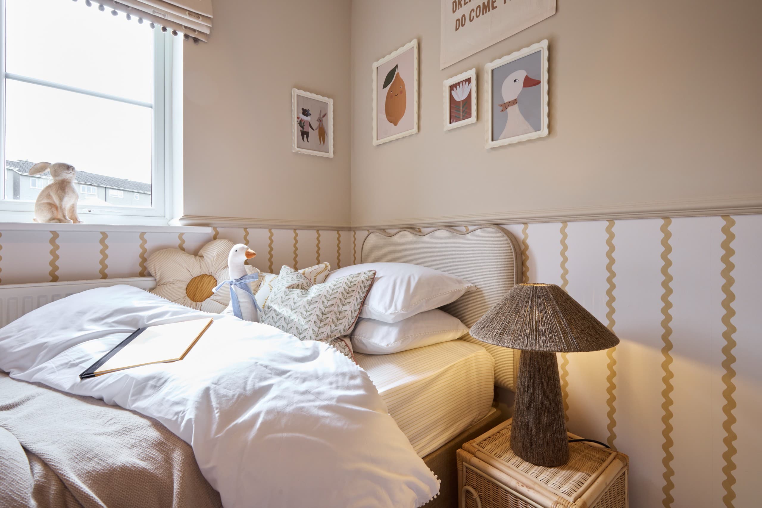 Elliot kids bedroom